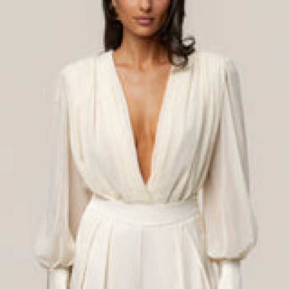 JLUXLABEL Cream Deep-V Long Sleeve Bodysuit